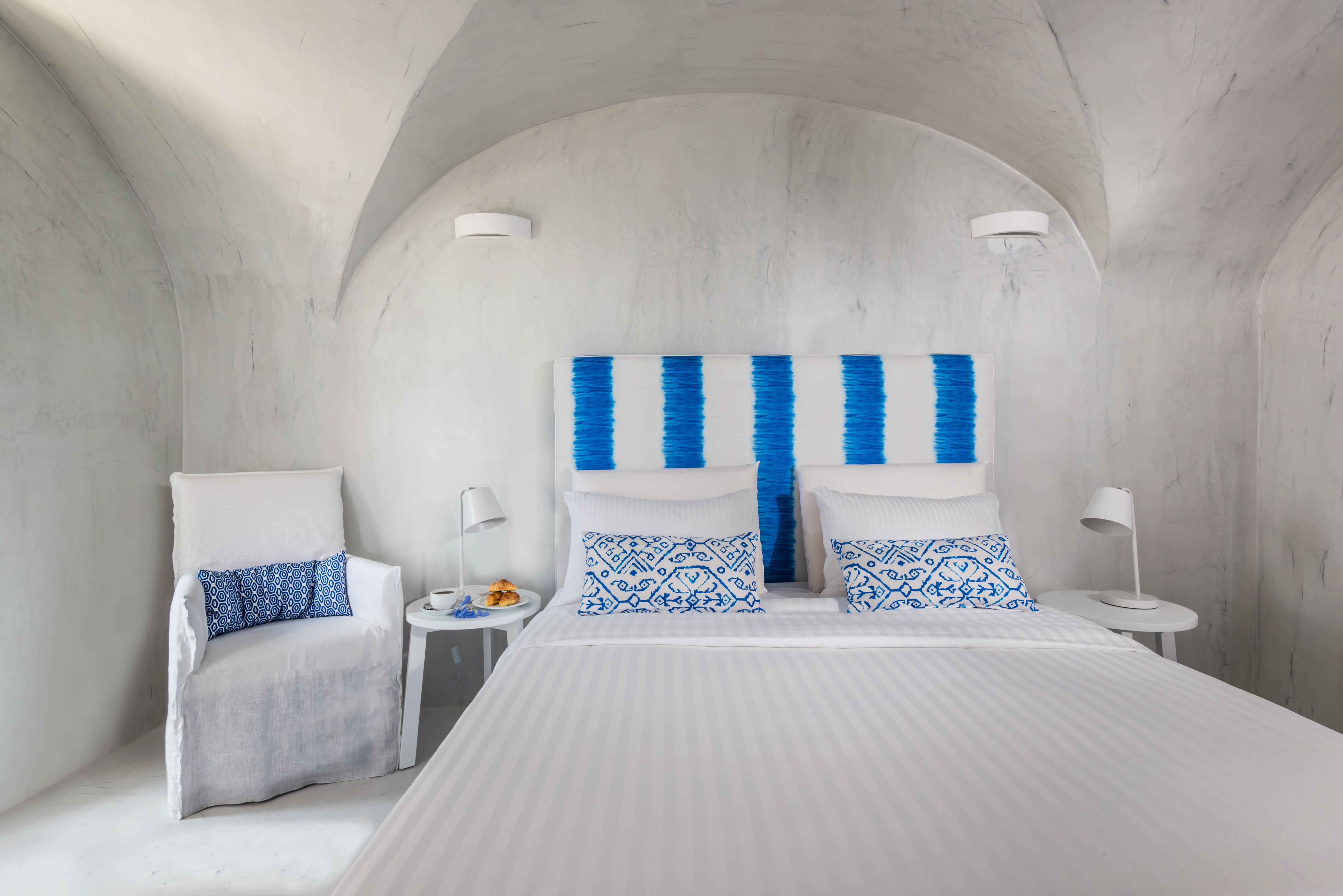Mythical Blue Luxury Suites (Adults Only) Fira  Ngoại thất bức ảnh