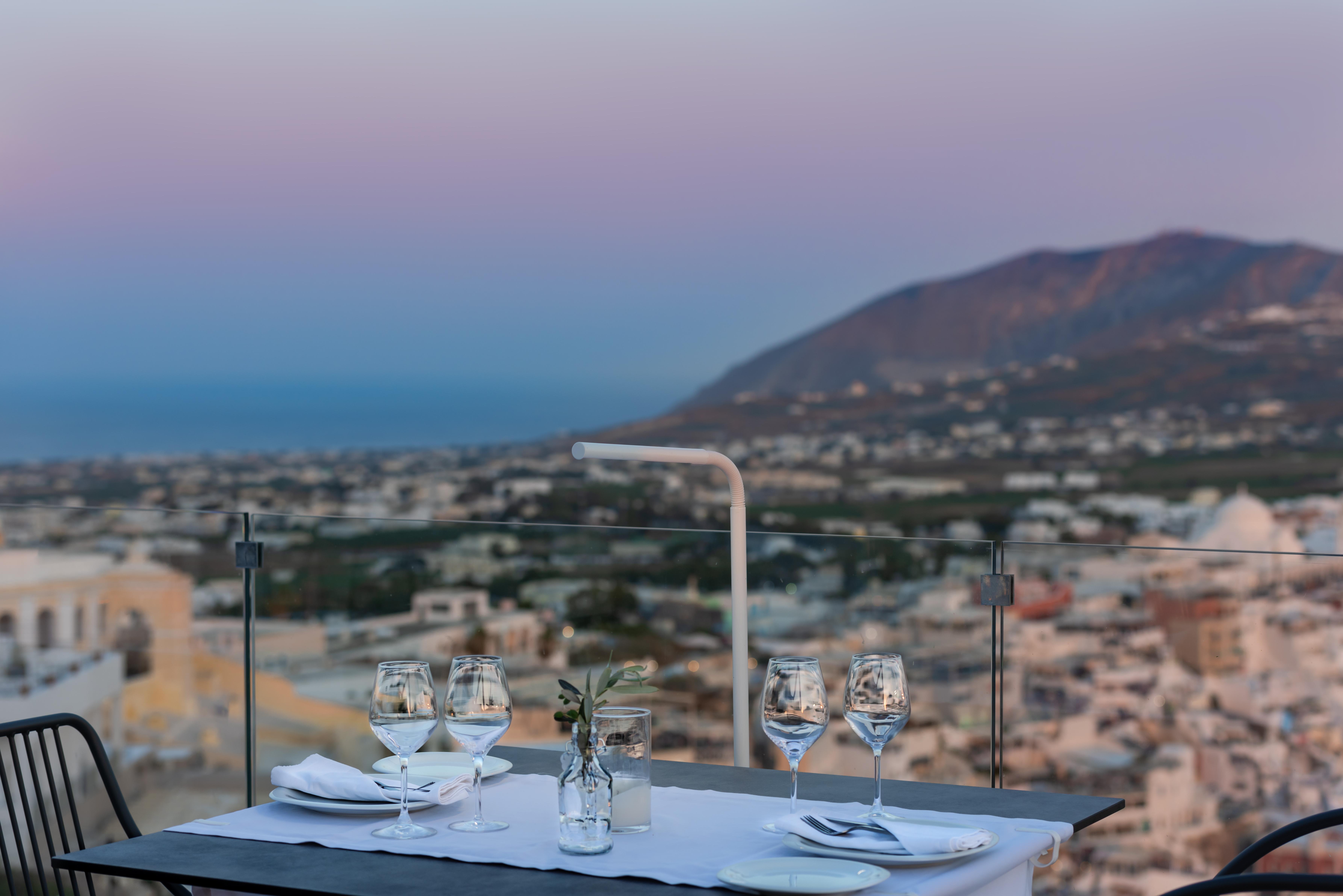 Mythical Blue Luxury Suites (Adults Only) Fira  Ngoại thất bức ảnh